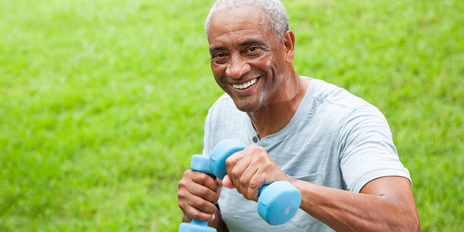 StrengtheningMusclesForJointHealth_2600x1300-scaled